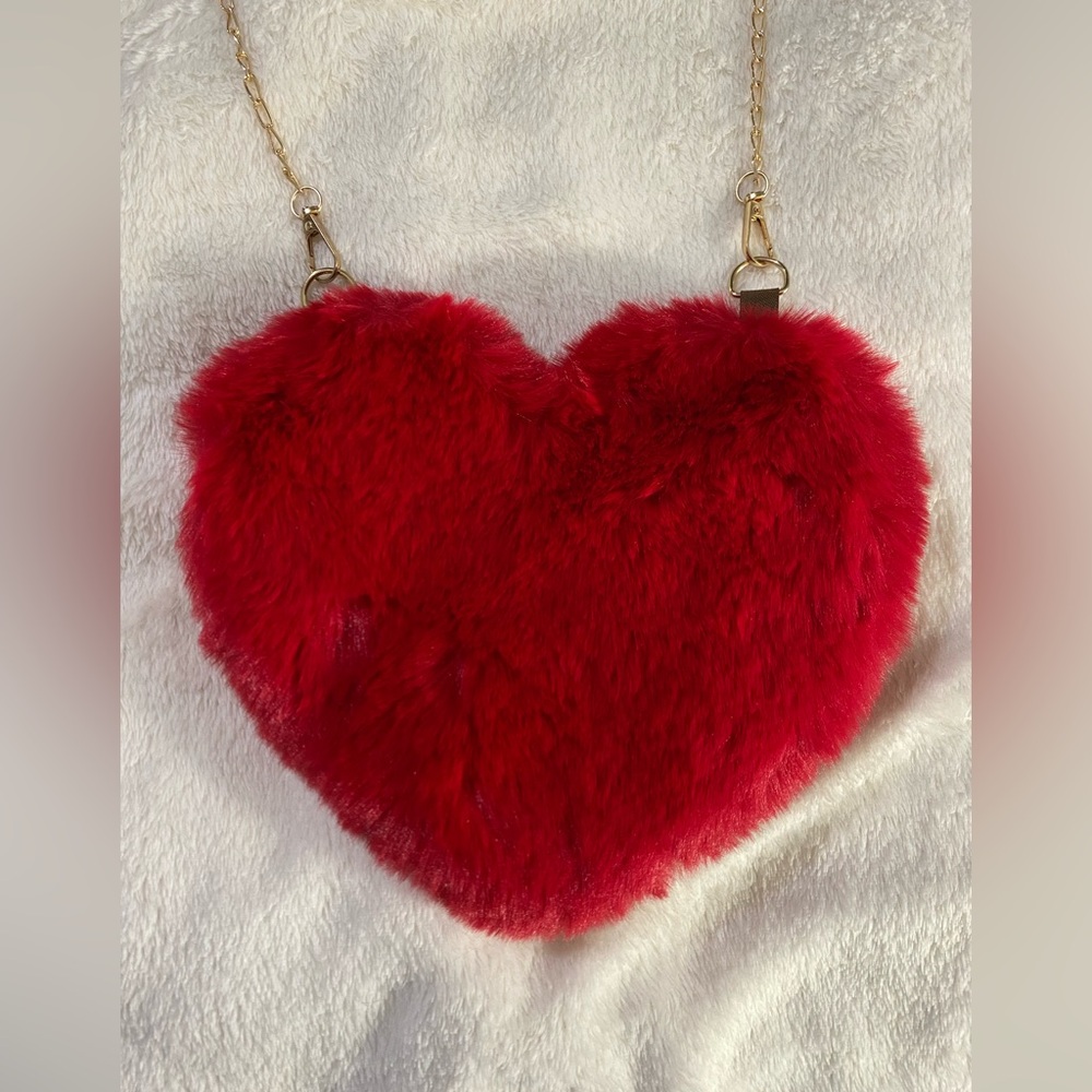 Red Faux-Fur Heart Shaped Crossbody Bag With a Gold-Tone Chain Strap Valentine's